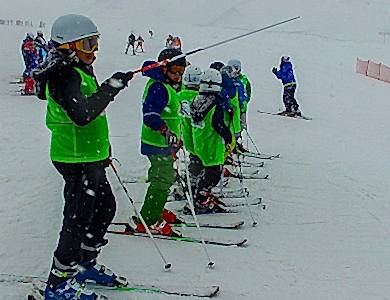 KAYAK VE SNOWBOARD EĞİTİMLERİ